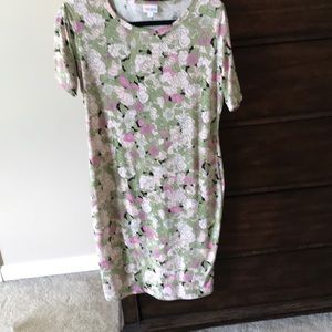 Beautiful floral LuLaRoe Julia